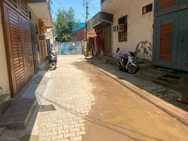3 BHK Independent House in Sector 104 for resale Gurgaon. The reference number is 21090555