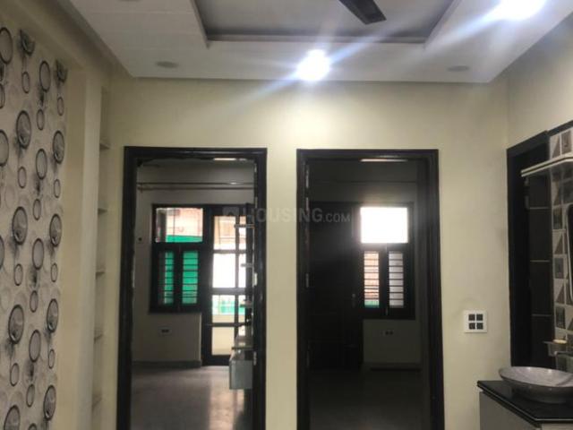 3 BHK Independent House in Sector 10A for rent Gurgaon. The reference number is 20497522