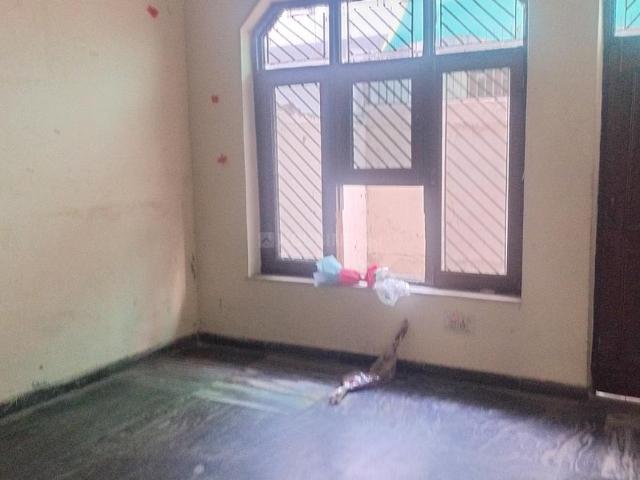 3 BHK Independent House in Sector 10A for resale Gurgaon. The reference number is 20401644