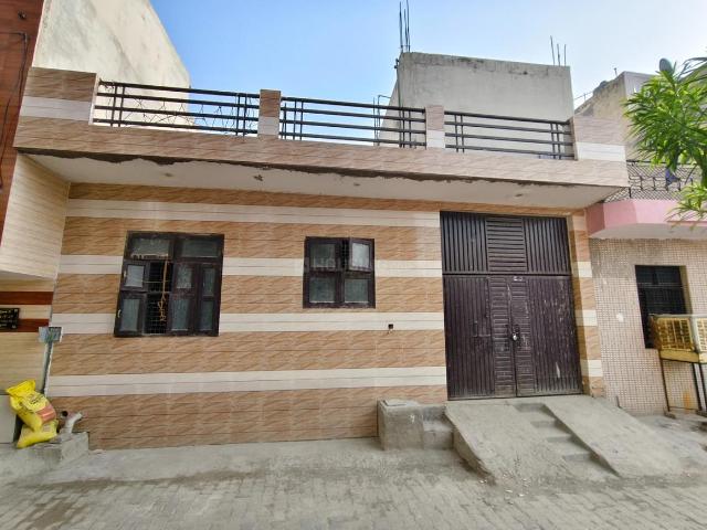 3 BHK Independent House in Sector 110 for resale Gurgaon. The reference number is 20378546