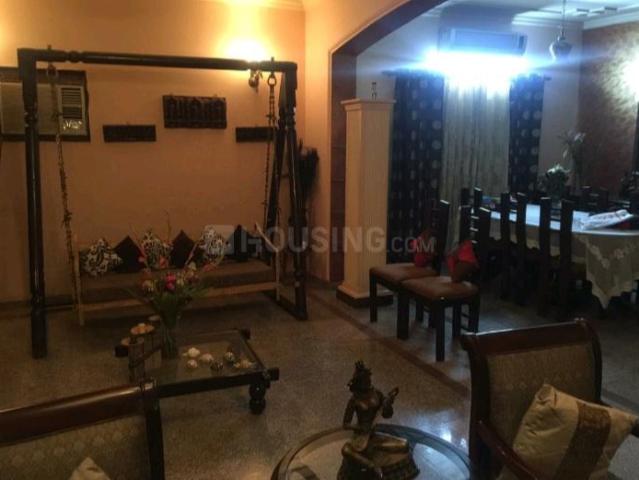 3 BHK Independent House in Sector 14 for rent Gurgaon. The reference number is 21115701