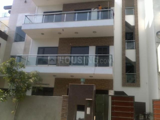 3 BHK Independent House in Sector 14 for rent Gurgaon. The reference number is 21116623