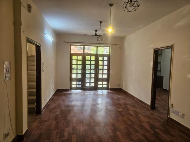 3 BHK Independent House in Sector 15A for rent Noida. The reference number is 19100469