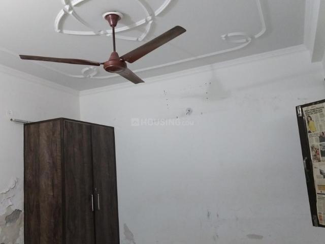 3 BHK Independent House in Pochanpur Colony for rent New Delhi. The reference number is 19867910