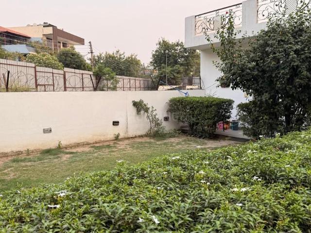 3 BHK Independent House in Sector 23 for resale Gurgaon. The reference number is 21178593