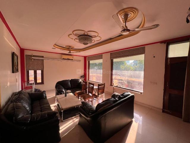 3 BHK Independent House in Sector 23A for rent Gurgaon. The reference number is 19921757