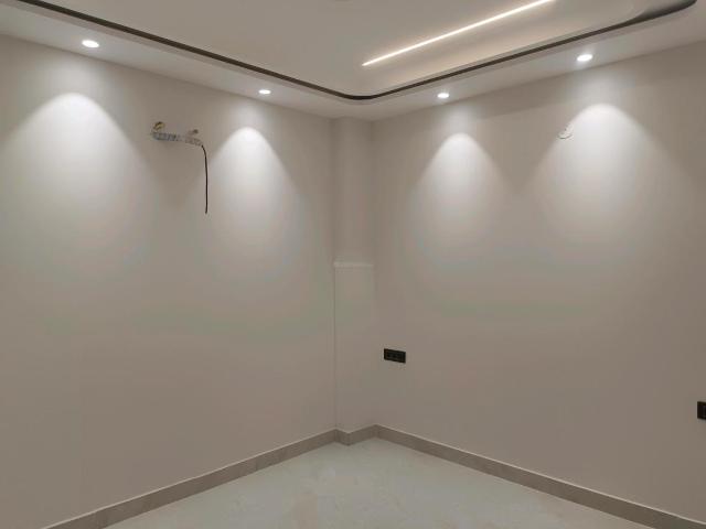 3 BHK Independent Builder Floor in Sector 24 Rohini for resale New Delhi. The reference number is 21179008