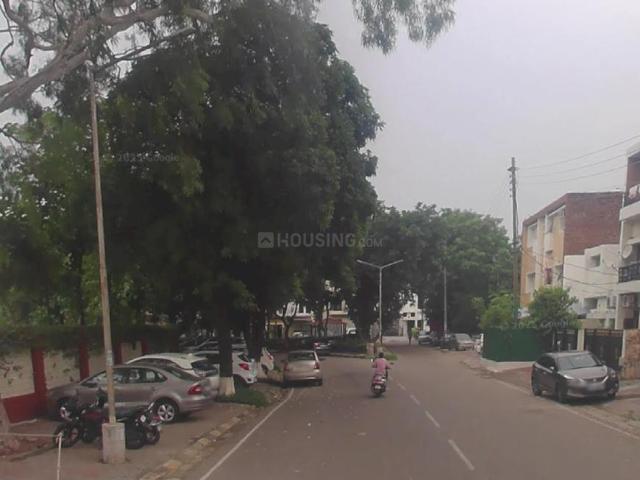 3 BHK Independent House in Sector 27 for resale Chandigarh. The reference number is 19165247