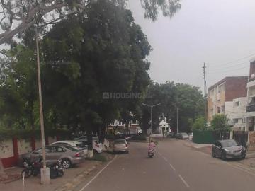 3 BHK Independent House in Sector 27 for resale Chandigarh. The reference number is 19165247