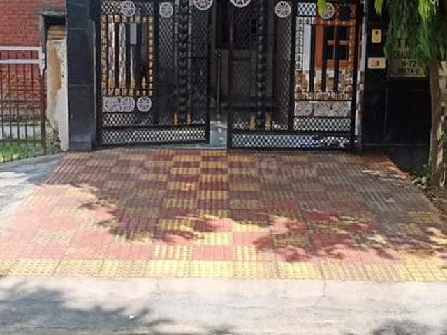 3 BHK Independent House in Sector 31 for rent Greater Noida. The reference number is 13577174