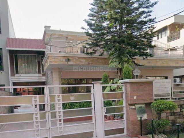 3 BHK Independent House in Sector 38 for resale Chandigarh. The reference number is 20338934