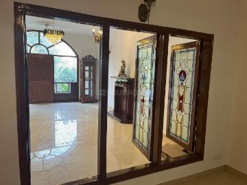 3 BHK Independent House in Sector 40 for rent Noida. The reference number is 20173987