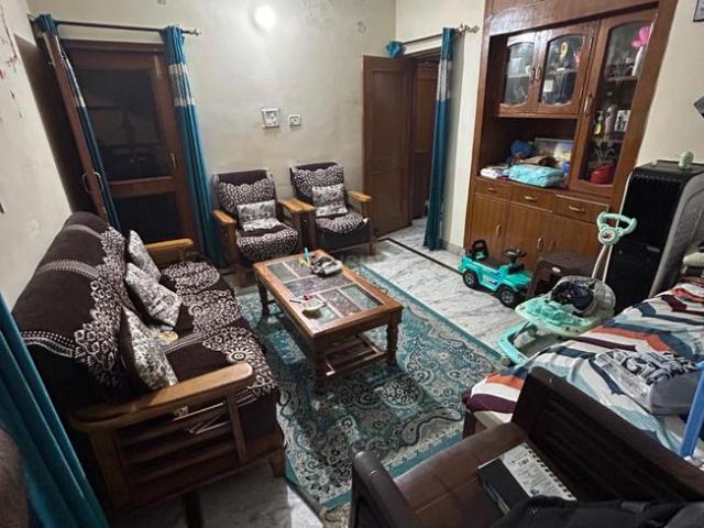 3 BHK Independent House in Sector 41 for rent Chandigarh. The reference number is 21289783