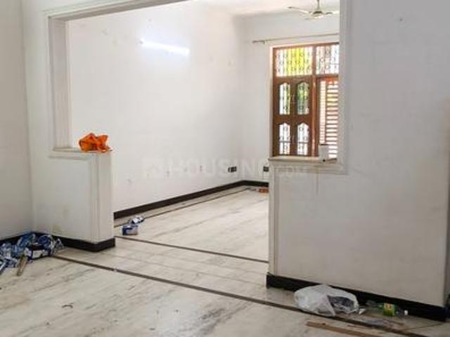 3 BHK Independent House in Sector 41 for rent Noida. The reference number is 20626806