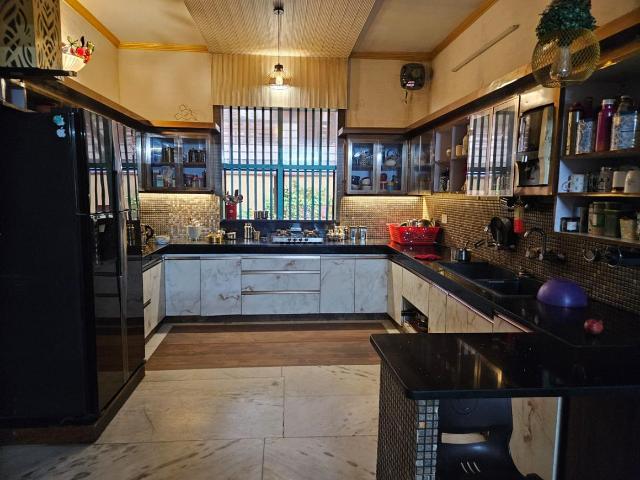 3 BHK Independent House in Sector 4 for rent Gurgaon. The reference number is 20310742