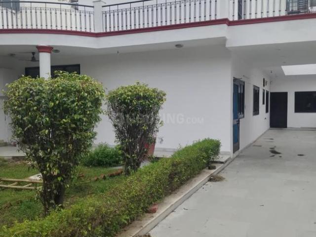3 BHK Independent House in Sector 51 for rent Noida. The reference number is 21005108