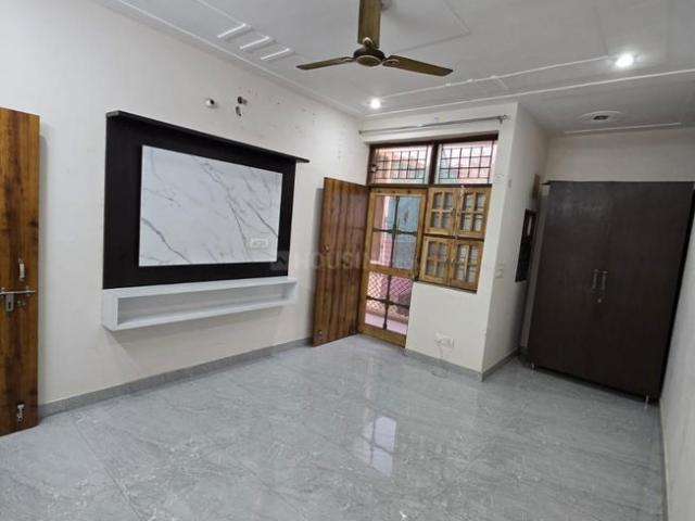 3 BHK Independent House in Sector 55 for rent Gurgaon. The reference number is 20808229