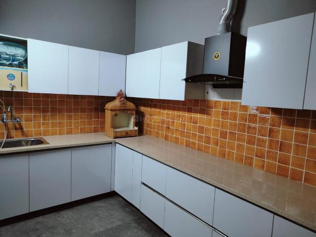 3 BHK Independent House in Sector 5 for rent Gurgaon. The reference number is 20310717