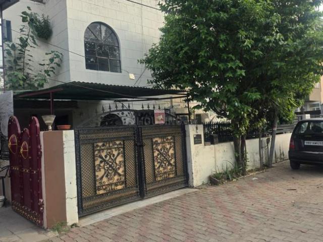 3 BHK Independent House in Sector 60 for resale Mohali. The reference number is 21136205