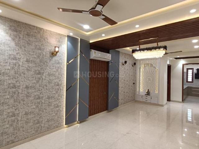 3 BHK Independent House in Sector 76 for resale Faridabad. The reference number is 21305009