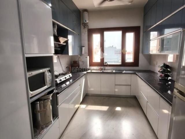 3 BHK Independent House in Sector 9 for rent Gurgaon. The reference number is 20310766