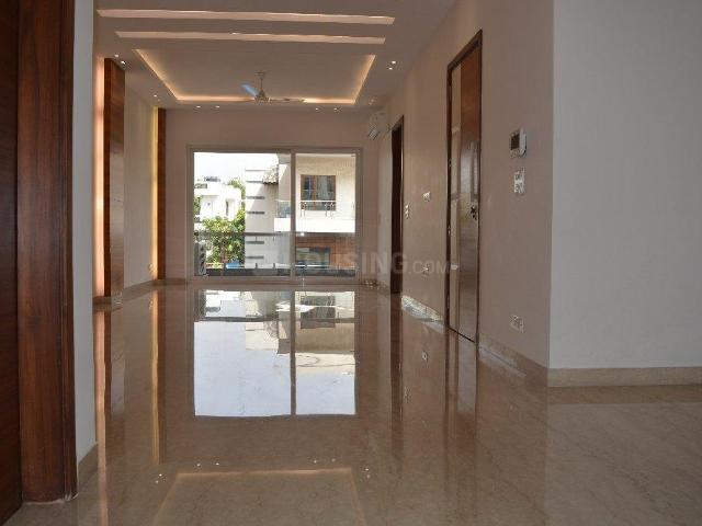 3 BHK Independent House in Sector 9 for resale Faridabad. The reference number is 18824155