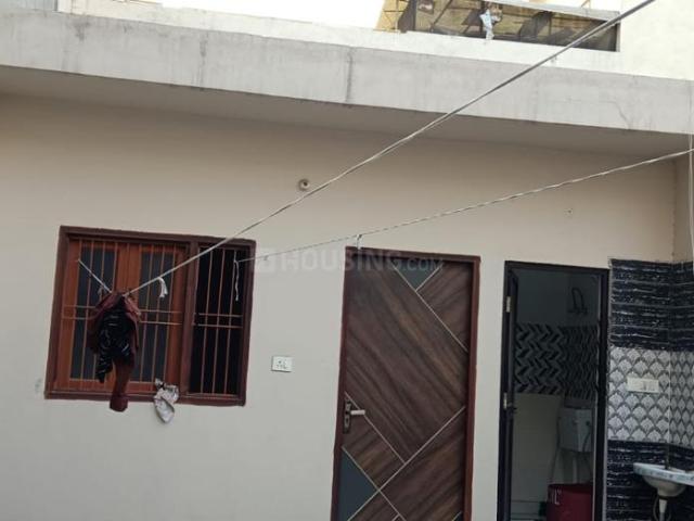 3 BHK Independent House in Shahdara for resale New Delhi. The reference number is 20439900