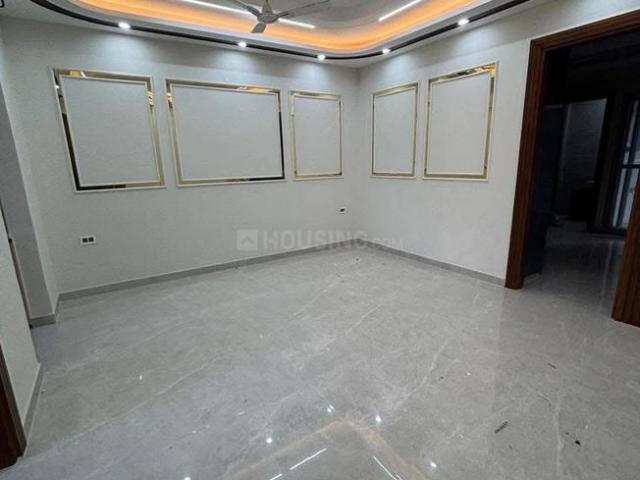 3 BHK Independent House in Shalimar Bagh for rent New Delhi. The reference number is 18536496