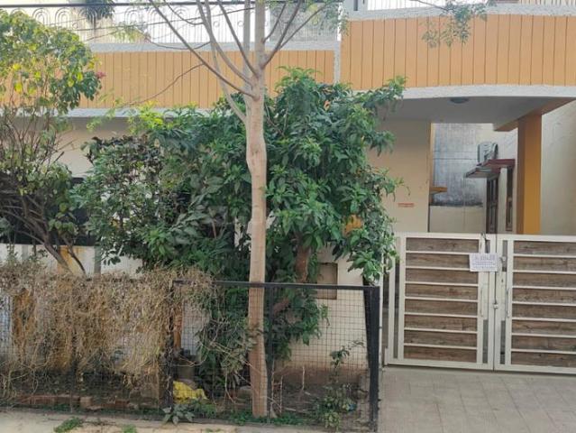 3 BHK Independent House in Shastri Nagar for rent Meerut. The reference number is 19178409