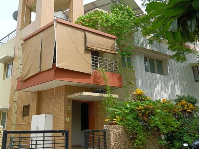 3 BHK Independent House in Shela for resale Ahmedabad. The reference number is 12259877