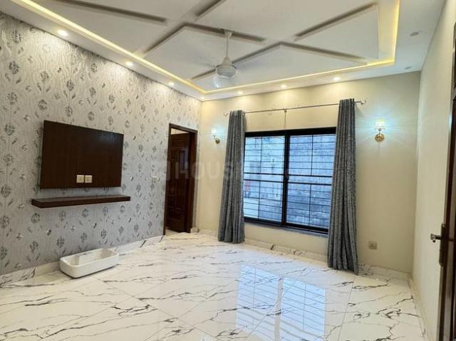 3 BHK Independent House in Siruseri for resale Chennai. The reference number is 20725396