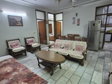 3 BHK Independent House in Subhash Nagar for resale New Delhi. The reference number is 20377935