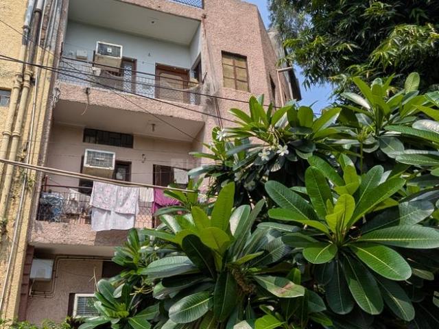3 BHK Independent House in Subhash Nagar for resale New Delhi. The reference number is 21291168
