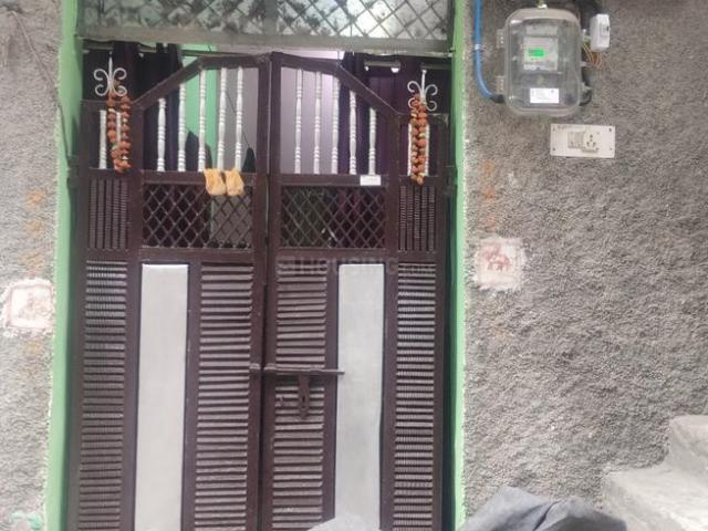 3 BHK Independent House in Sultanpuri for resale New Delhi. The reference number is 20271372