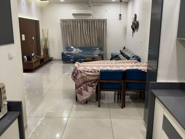 3 BHK Penthouse in Bhayli for rent Vadodara. The reference number is 20574364