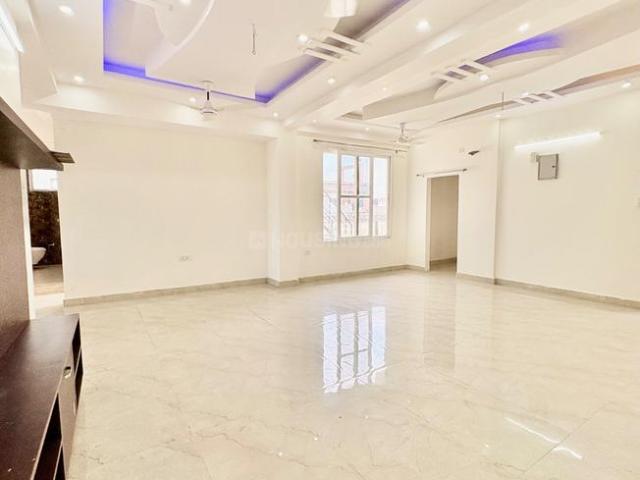 3 BHK Penthouse in GMS Road for resale Dehradun. The reference number is 21368446