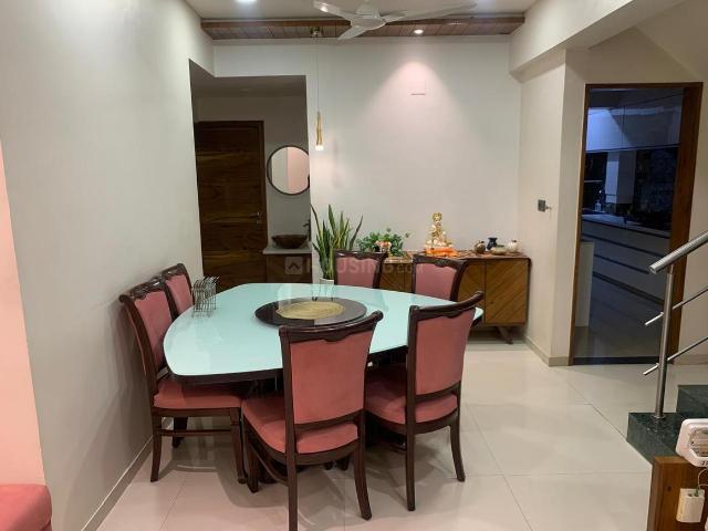 3 BHK Penthouse in Makarba for resale Ahmedabad. The reference number is 21084844