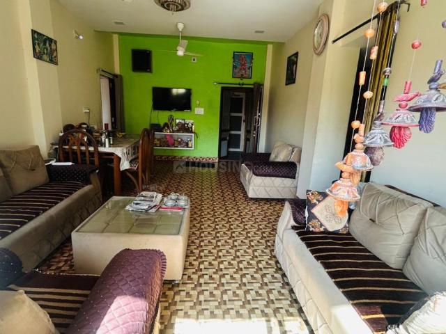 3 BHK Penthouse in Navrangpura for rent Ahmedabad. The reference number is 20302846