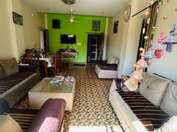 3 BHK Penthouse in Navrangpura for rent Ahmedabad. The reference number is 20302846