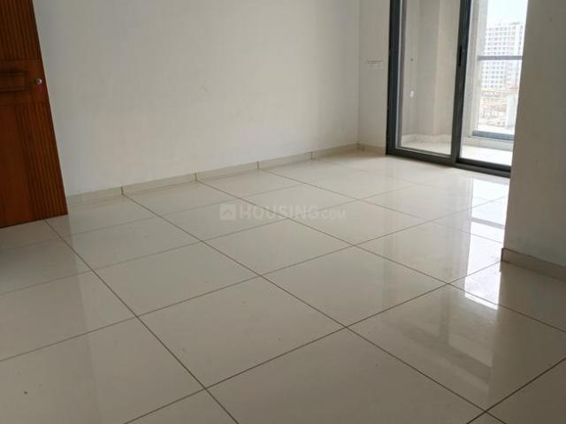 3 BHK Penthouse in Vaishno Devi Circle for rent Ahmedabad. The reference number is 21007306
