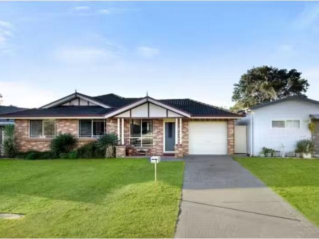 3 Bird Place, ST HELENS PARK House for rent Listed by Jazmin.
