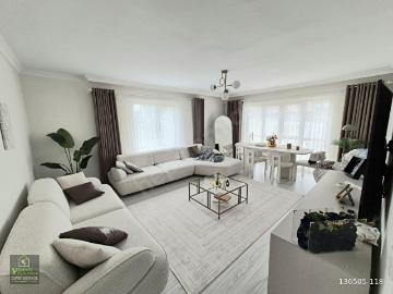 3 BLOKLU SİTE DE FULL YAPILIKONFORLUGENİŞ SIFIR 3+1 DAİRE