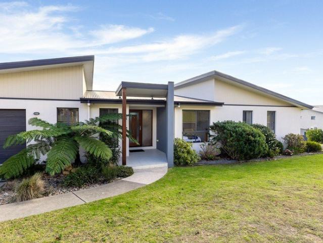 3 Bournda Circuit, Tura Beach