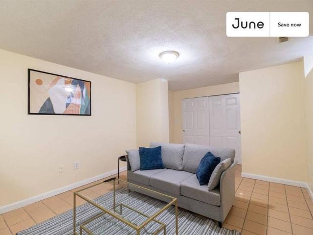3 BR in Boston