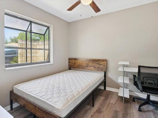 3 BR in Gainesville