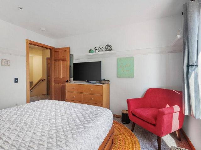 3 BR in Portland