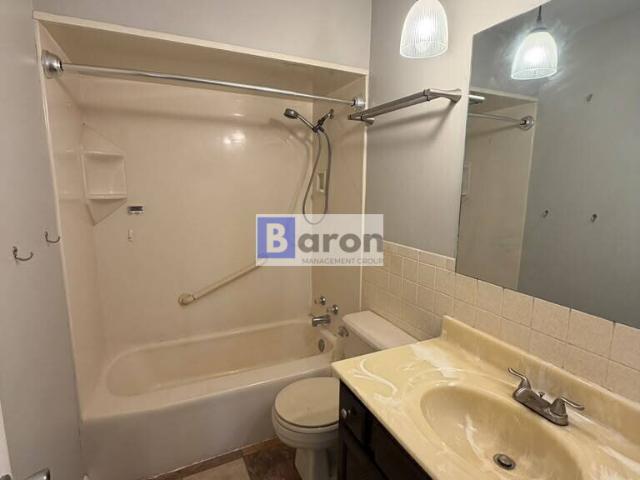 3 BR, 1.5 BA Apartment 10893 Harrison Rd, Osceola, IN 46561