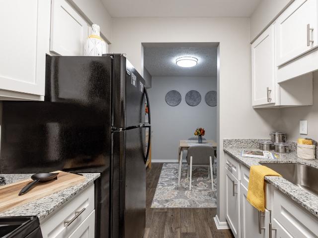 3 BR, 1.5 BA Apartment 1000 Glenridge Drive Unit 0000918, Louisville, KY 40242
