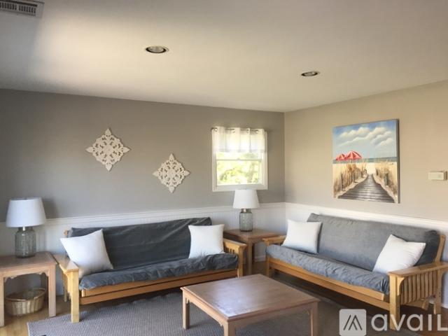 3 BR, 1.5 BA Apartment 119 3rd Avenue, Manasquan, NJ 08736
