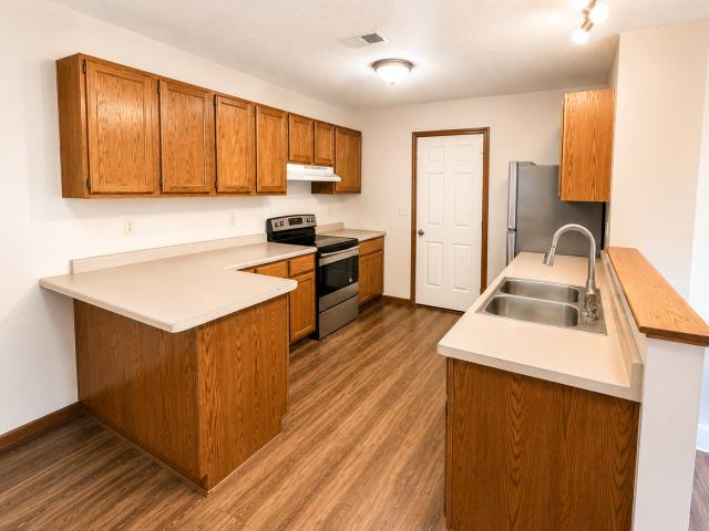3 BR, 1.5 BA Apartment 1102 Heeler Ave, Tomah, WI 54660